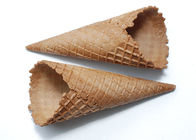 O gelado do CE relacionou cones mergulhados chocolate Shpe cônico do waffle da produção