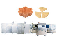 A linha de produção automática do cone do açúcar, máquina do cozimento do cone de gelado 380V com dobro mergulhou a porta de painel