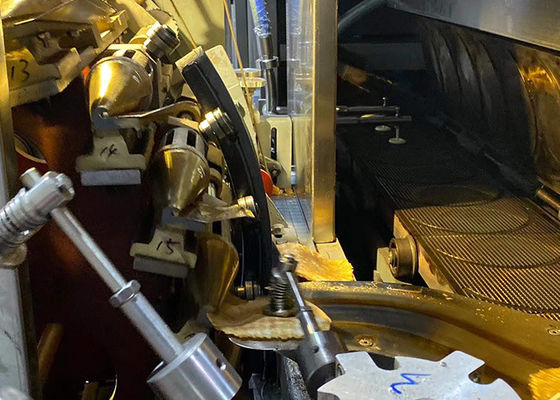 39 linha de produção pressionada longa de cozimento da bacia da bolacha das placas 7m